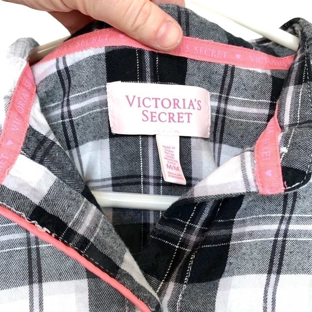 Victoria’s Secret Black White Plaid Sleep Shirt Size Medium - Picture 7 of 17